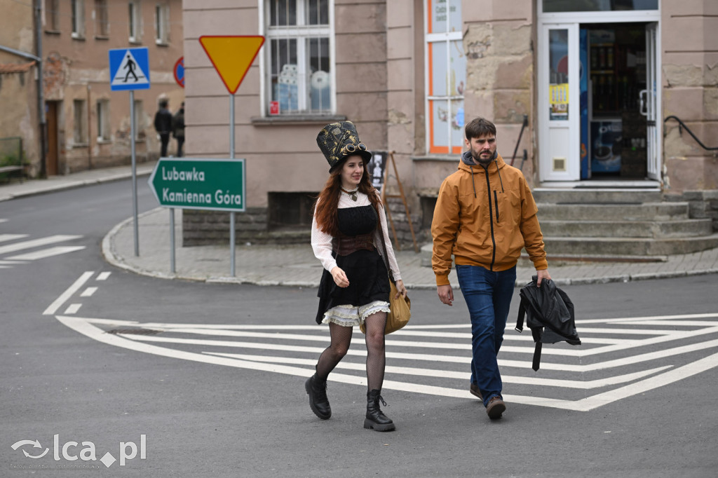 Zobacz, jak wygląda czarna strona piękna