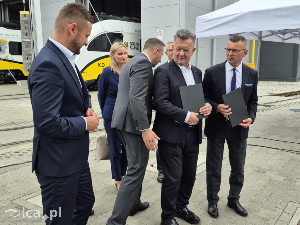 Koleje Dolnośląskie kupują kolejne Elfy
