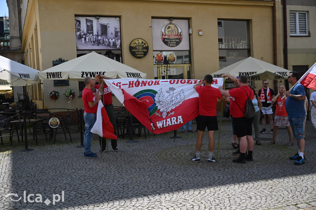 Protest „Stop imigracji” w centrum Legnicy.