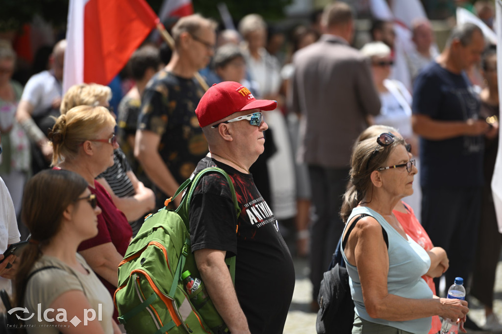 Protest „Stop imigracji” w centrum Legnicy.