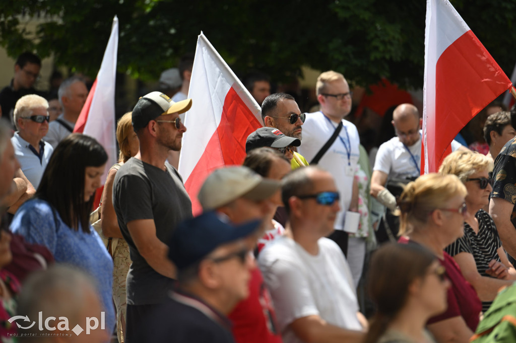 Protest „Stop imigracji” w centrum Legnicy.