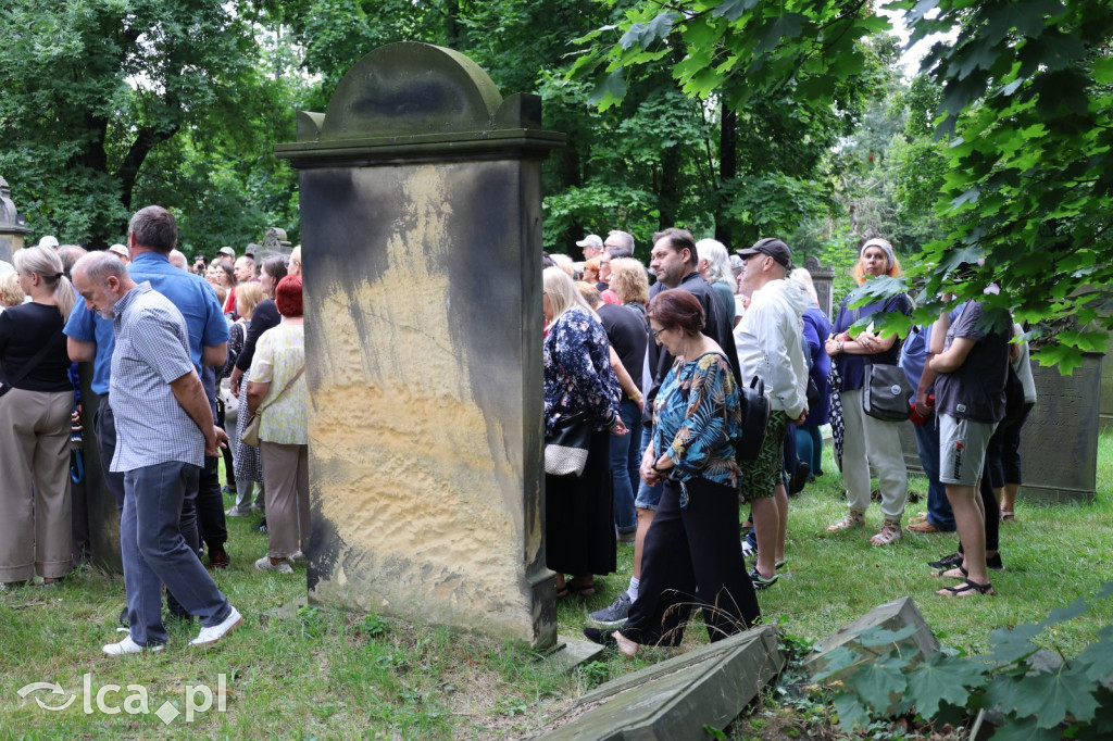Legnicki Spacer Historyczny – Cmentarz żydowski
