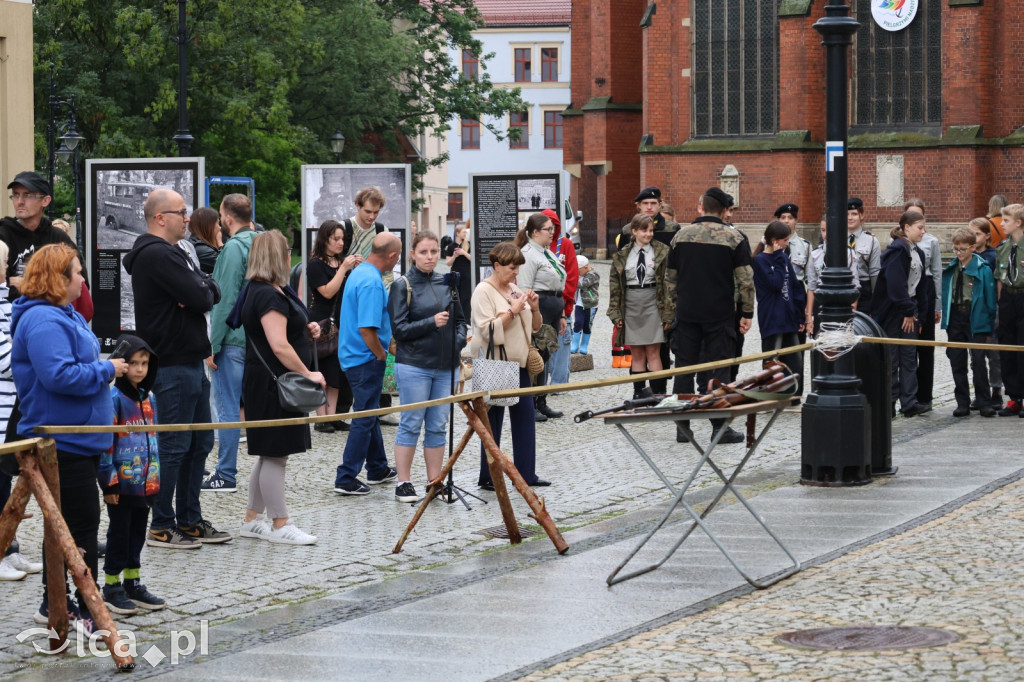 Godzina „W” i rekonstrukcja „Kanały na Woli”