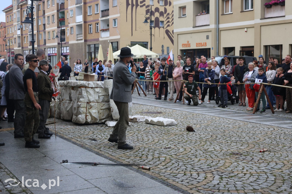 Godzina „W” i rekonstrukcja „Kanały na Woli”