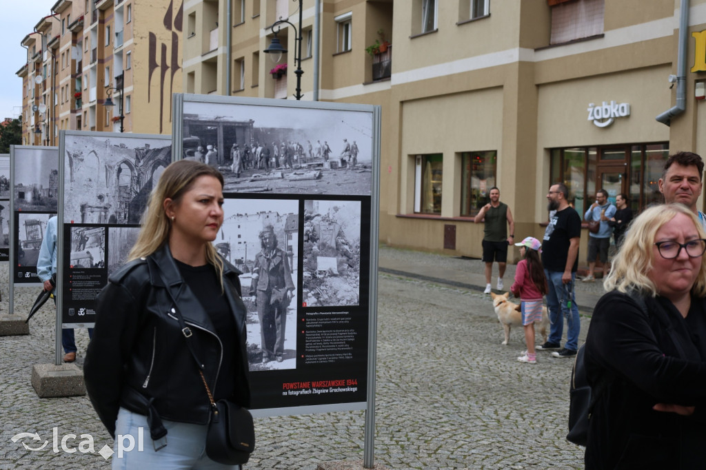Plenerowa wystawa fotografii Grochowskiego