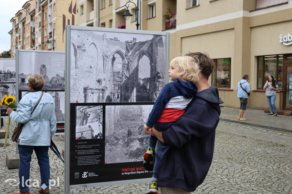 Plenerowa wystawa fotografii Grochowskiego