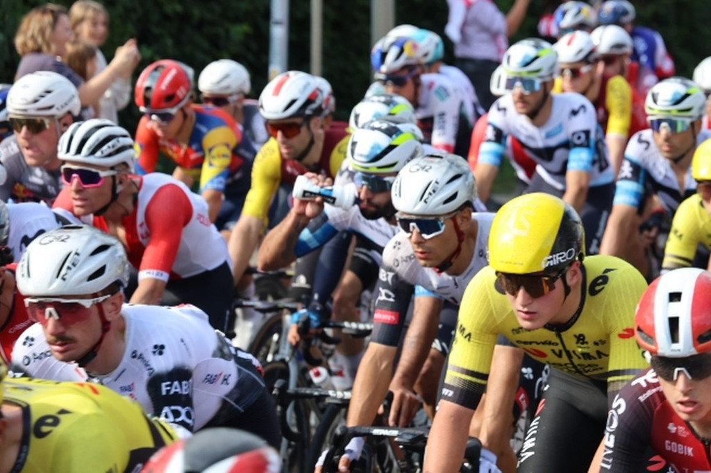 Kolarze Tour de Pologne przejechali przez Kunice