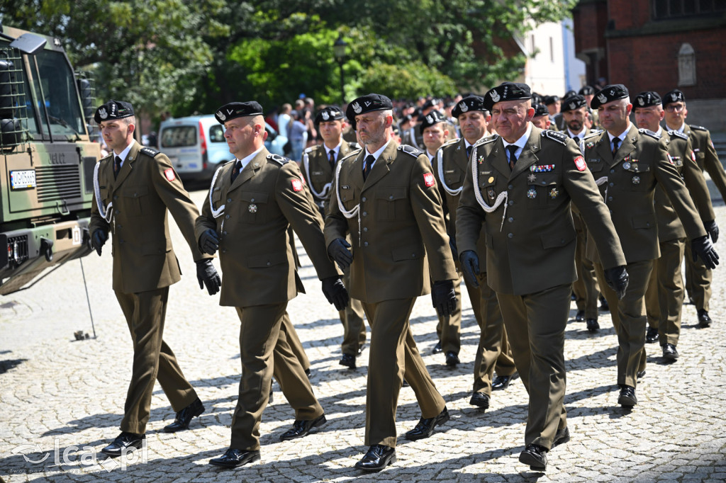 Apel z okazji święta wojska polskiego