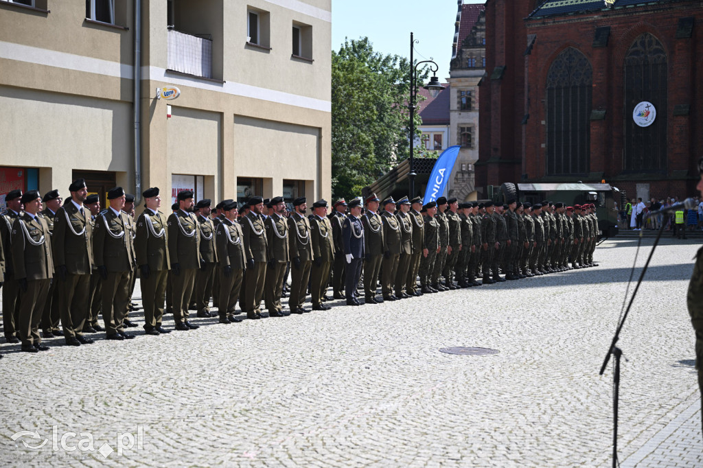Apel z okazji święta wojska polskiego