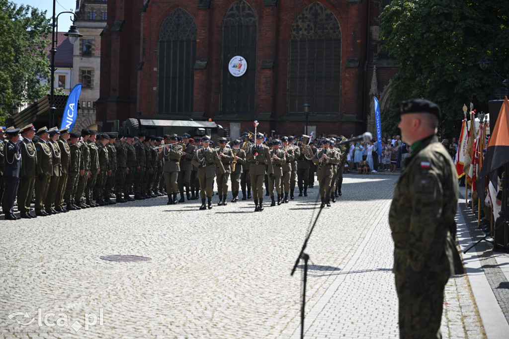 Apel z okazji święta wojska polskiego