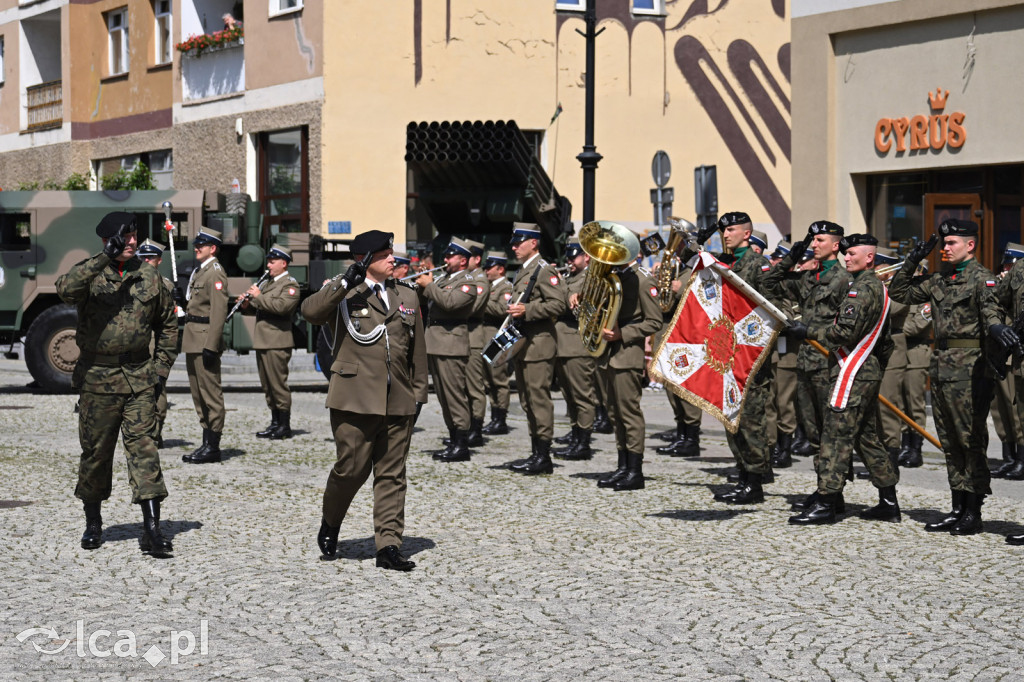 Apel z okazji święta wojska polskiego