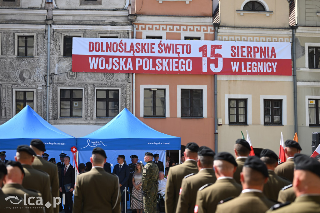Apel z okazji święta wojska polskiego