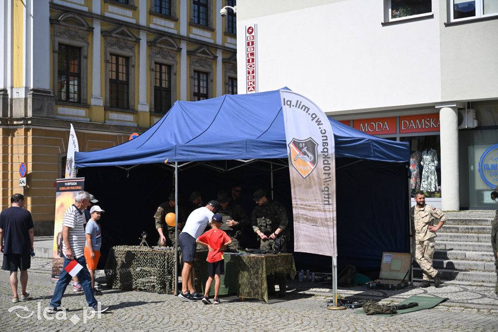 Prezentacja sprzętu wojskowego w rynku