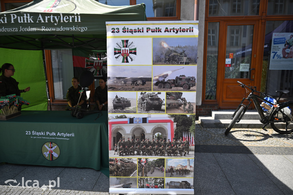 Prezentacja sprzętu wojskowego w rynku