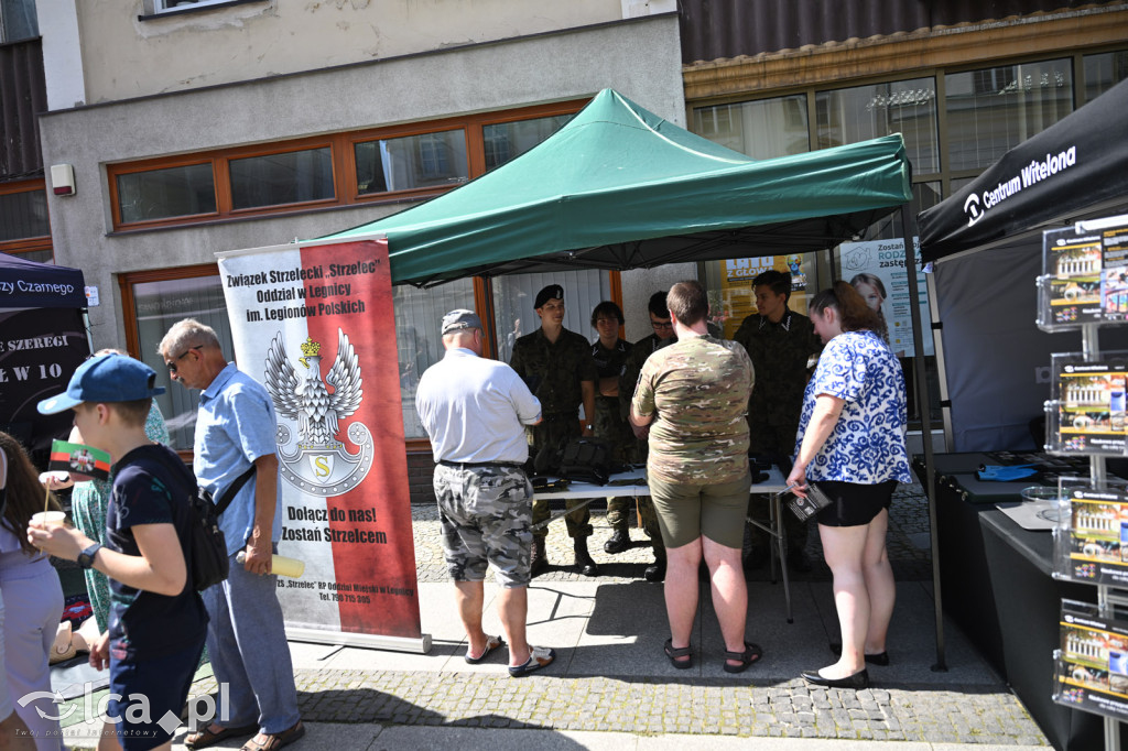 Prezentacja sprzętu wojskowego w rynku