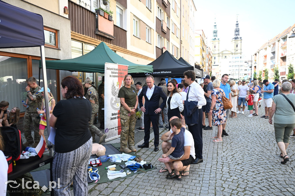 Prezentacja sprzętu wojskowego w rynku