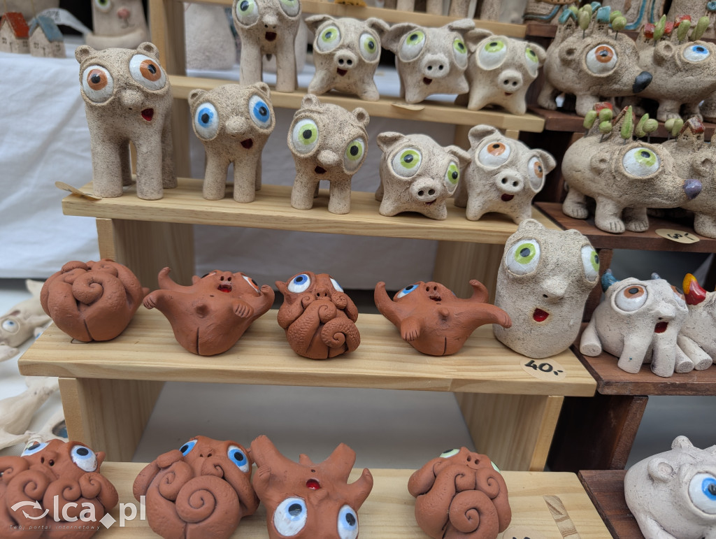 Parada Glinoludów i klimat Święta Ceramiki