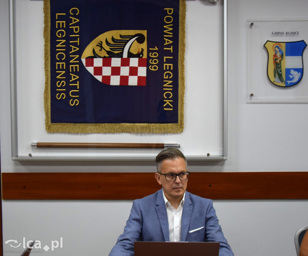 XIV nadzwyczajna sesja Rady Powiatu Legnickiego