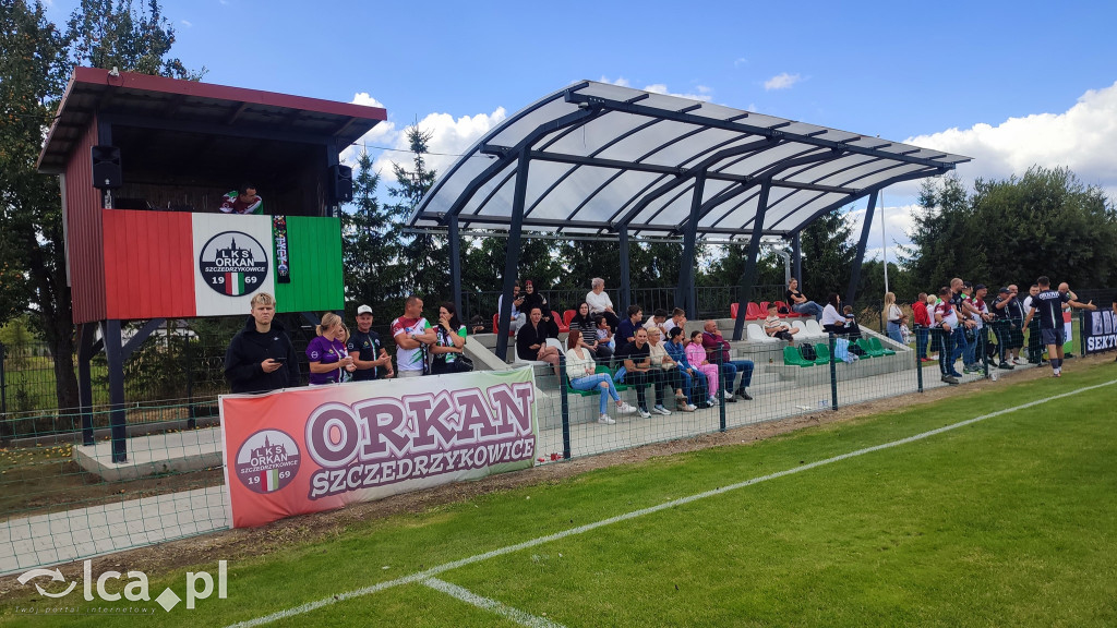 Otwarcie stadionu w Szczedrzykowicach