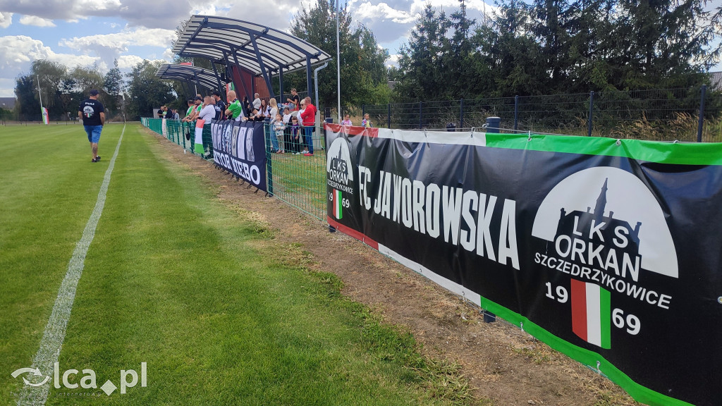 Otwarcie stadionu w Szczedrzykowicach