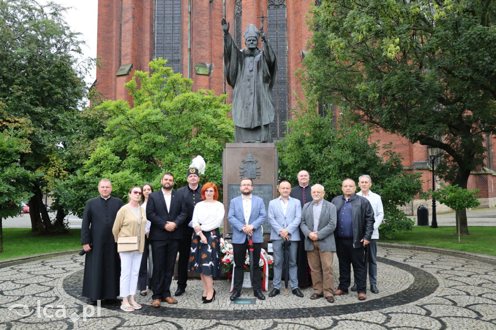 Solidarność uczciła Jana Pawła II