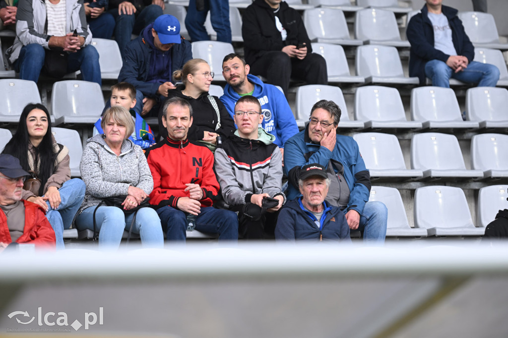 Tak kibice Miedzi wspierali dziś swoją drużynę