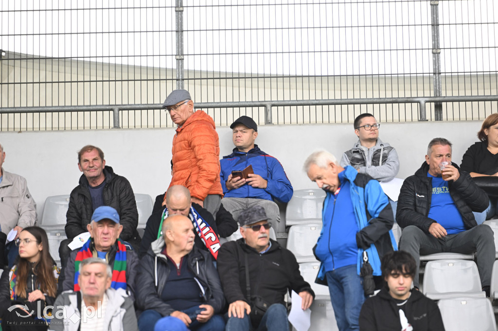 Tak kibice Miedzi wspierali dziś swoją drużynę