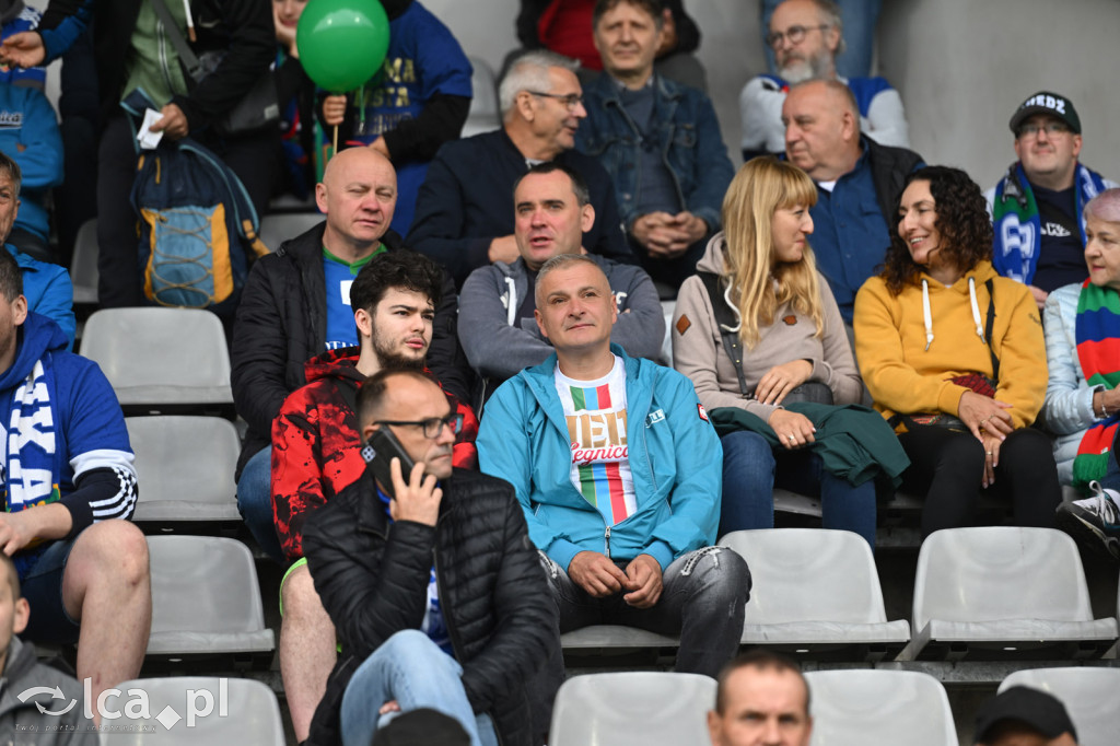 Tak kibice Miedzi wspierali dziś swoją drużynę