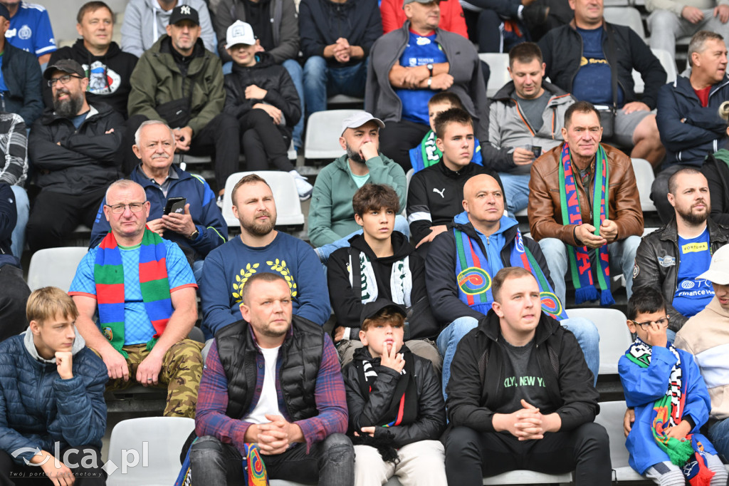 Tak kibice Miedzi wspierali dziś swoją drużynę