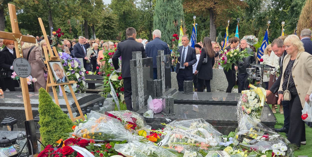 Kazimierz Pleśniak spoczął na Cmentarzu Komunalnym