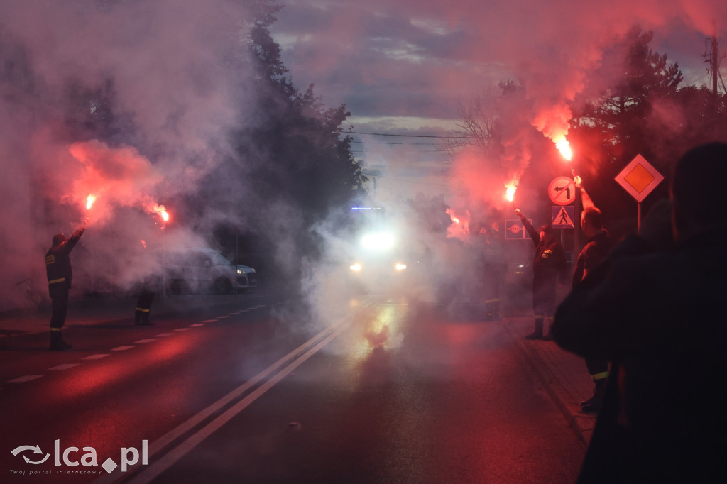 Nowy strażacki Mercedes w garażu OSP Kunice