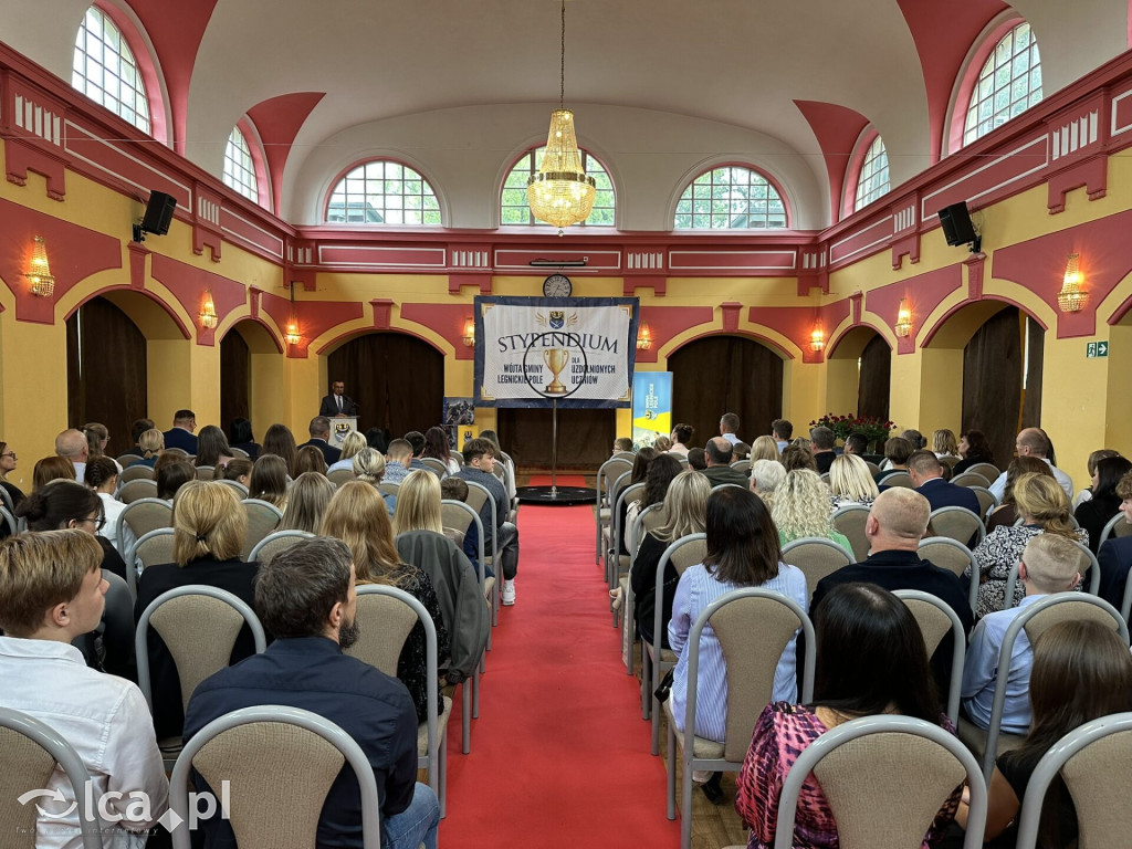 Stypendyści z Legnickiego Pola nagrodzeni