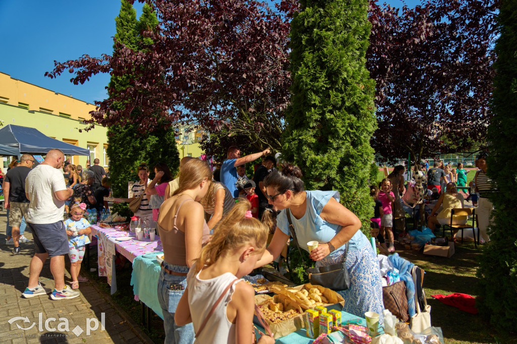 Bawili się i pomagali Maćkowi