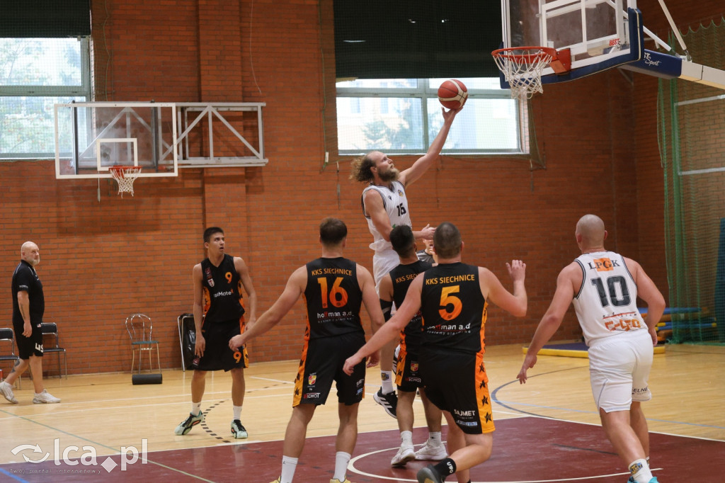 KS Basket Legnica rozgromił KKS Siechnice 113:52