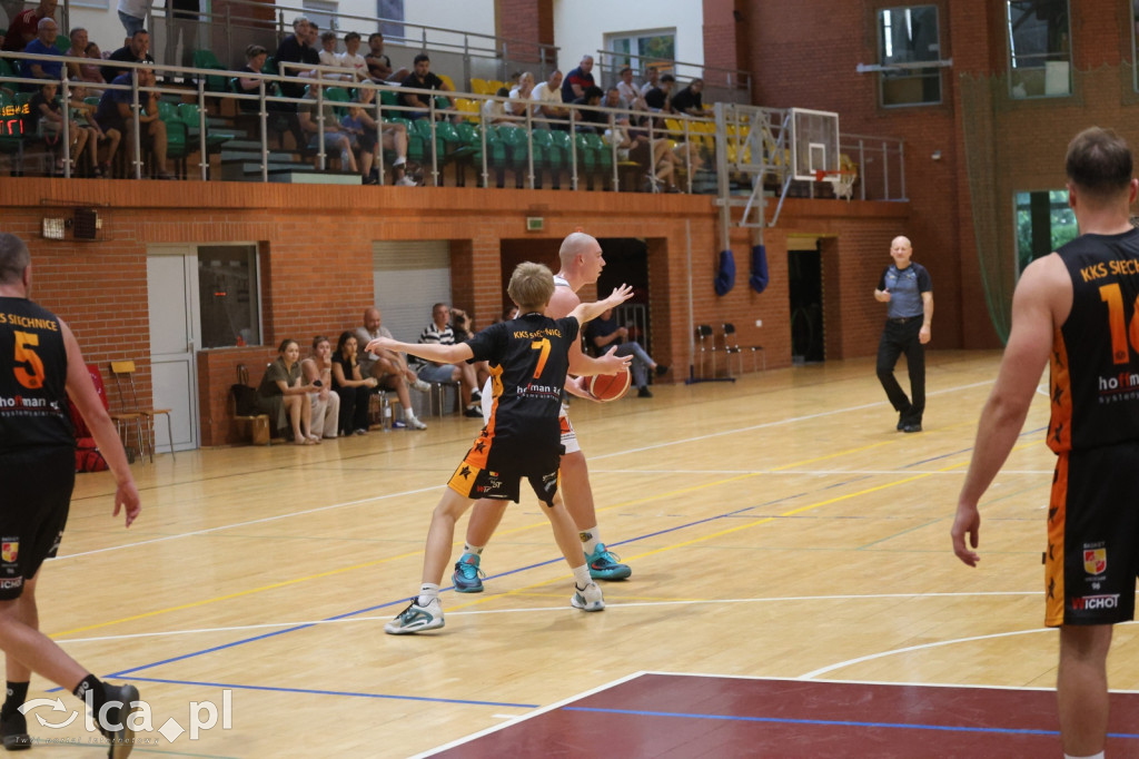 KS Basket Legnica rozgromił KKS Siechnice 113:52