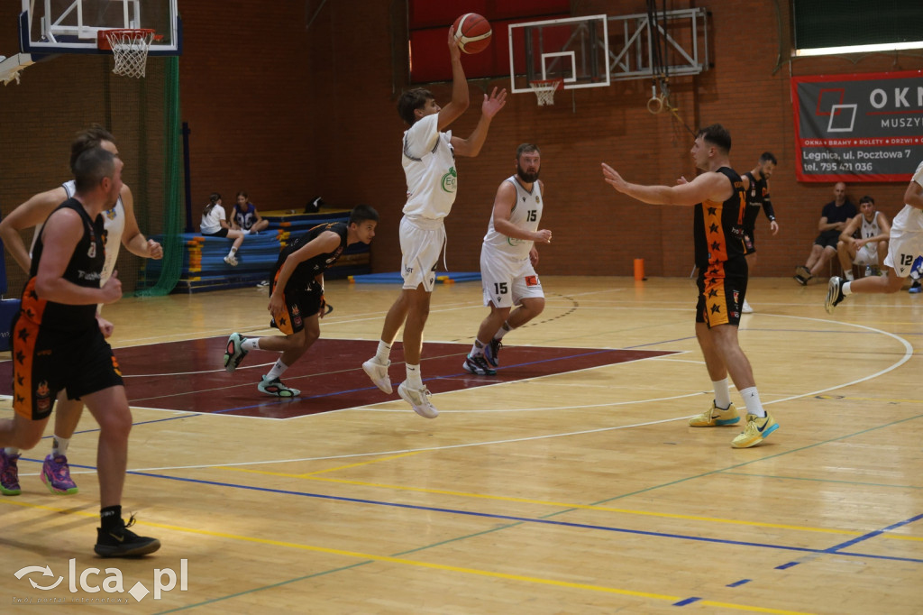 KS Basket Legnica rozgromił KKS Siechnice 113:52