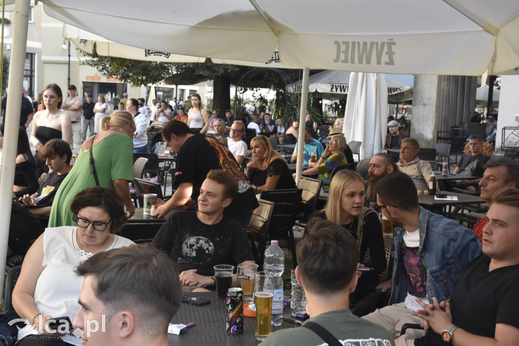 Charytatywny koncert „Gramy i pomagamy” cz2