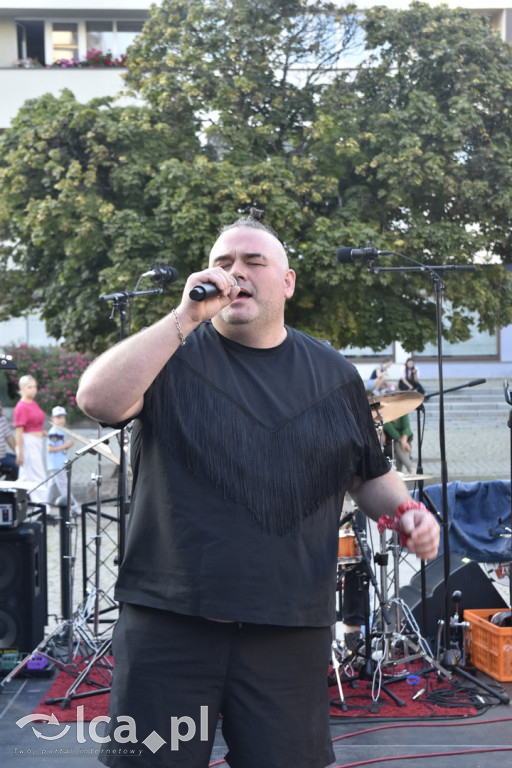 Charytatywny koncert „Gramy i pomagamy” cz2