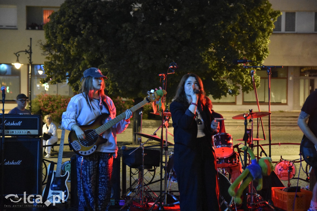 Charytatywny koncert „Gramy i pomagamy” cz2