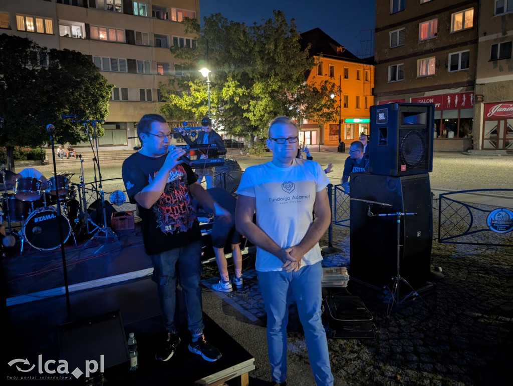 Charytatywny koncert „Gramy i pomagamy” cz2