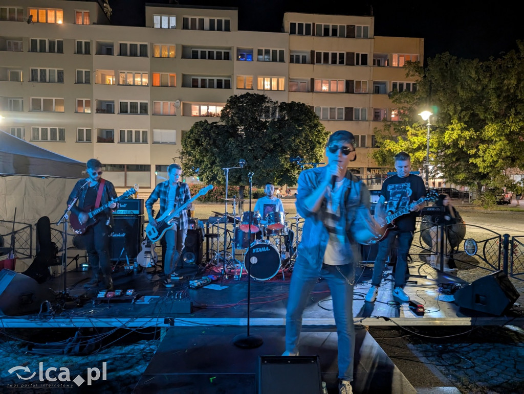 Charytatywny koncert „Gramy i pomagamy” cz2