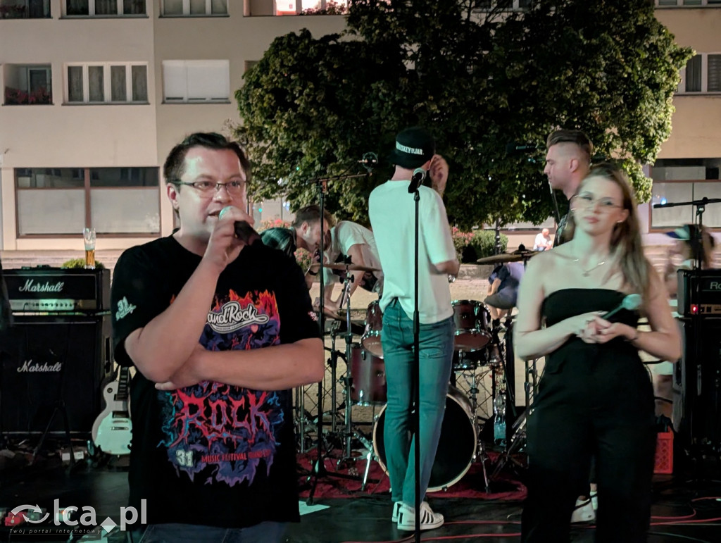 Charytatywny koncert „Gramy i pomagamy” cz2