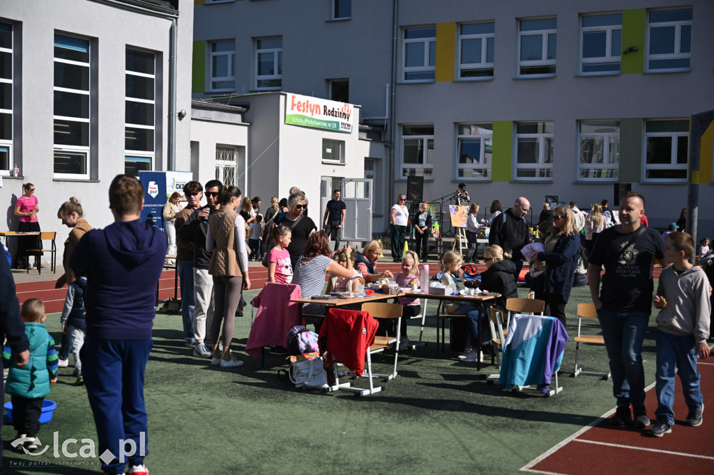 Jubileuszowy festyn w SP 19 pokazał siłę wspólnoty