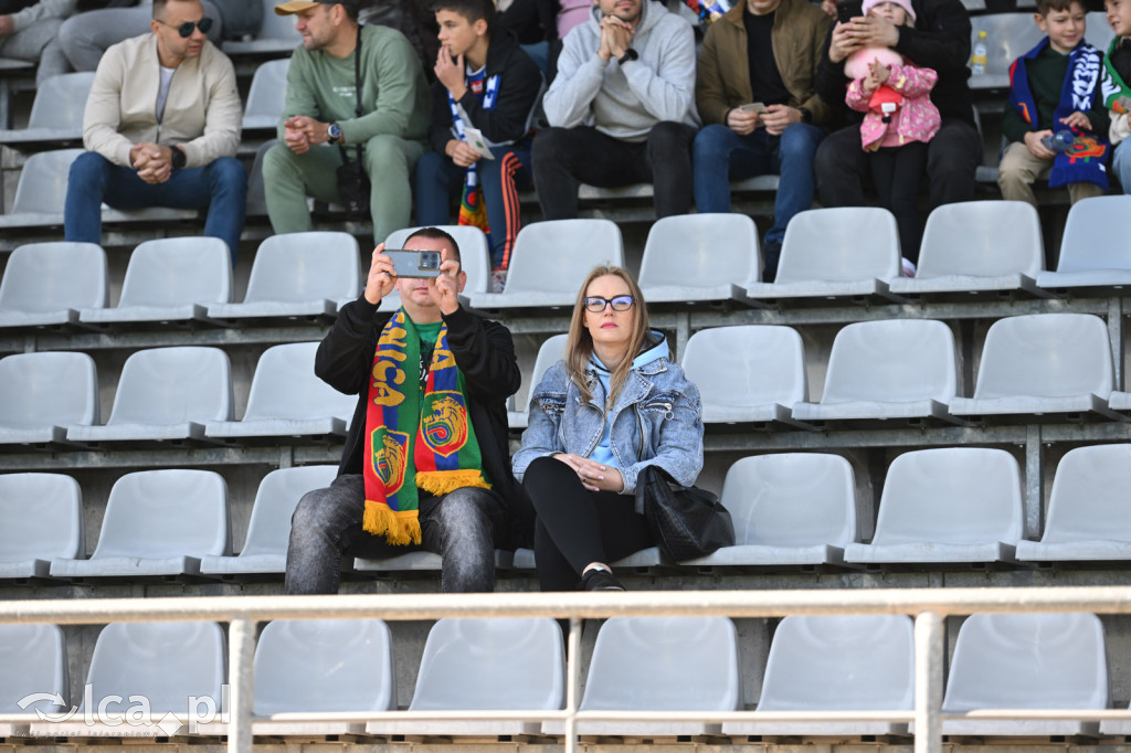 Kibice wspierali swoją drużynę i świętują wygraną