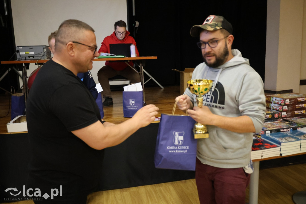 Miłosz Wrzałek zwycięzcą turnieju scrabble