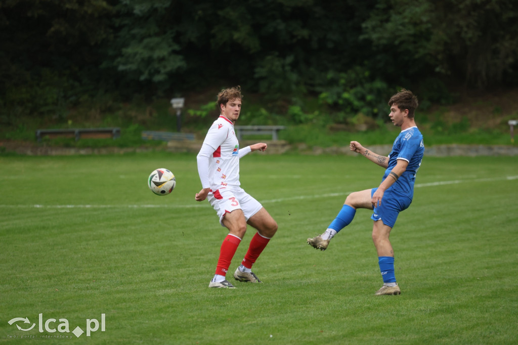 Derby w Legnicy. Iskra Kochlice pokonała Konfeks