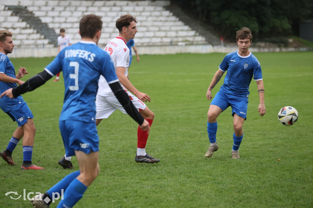 Derby w Legnicy. Iskra Kochlice pokonała Konfeks