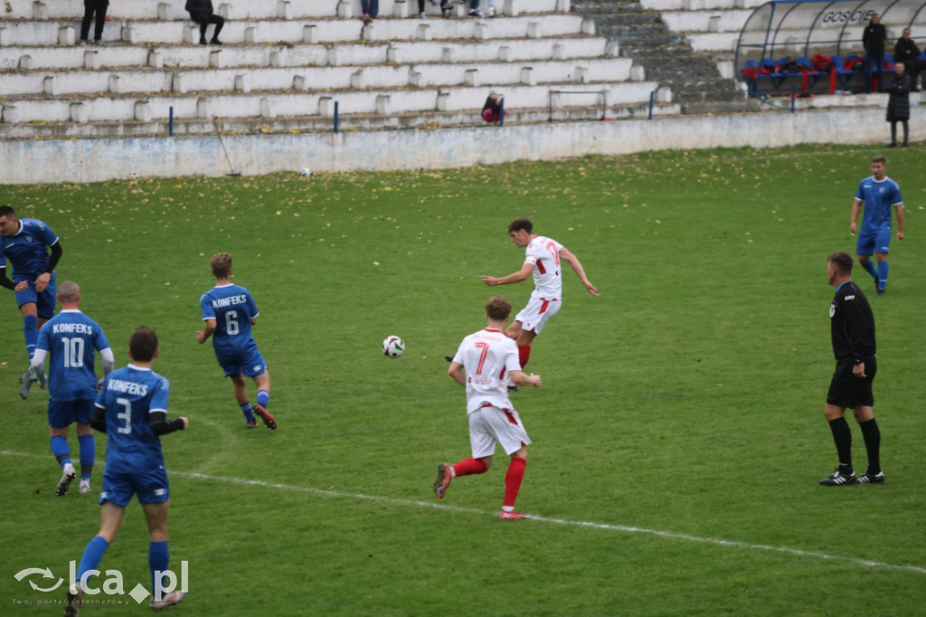 Derby w Legnicy. Iskra Kochlice pokonała Konfeks