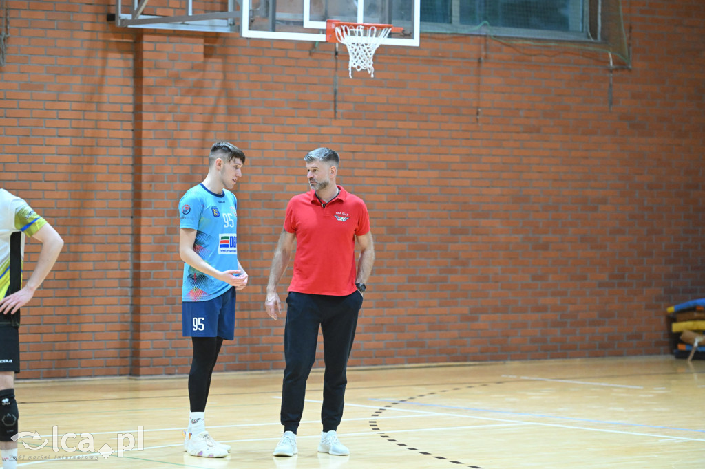 Ikar Legnica wygrywa z AZS Stoelzle Częstochowa