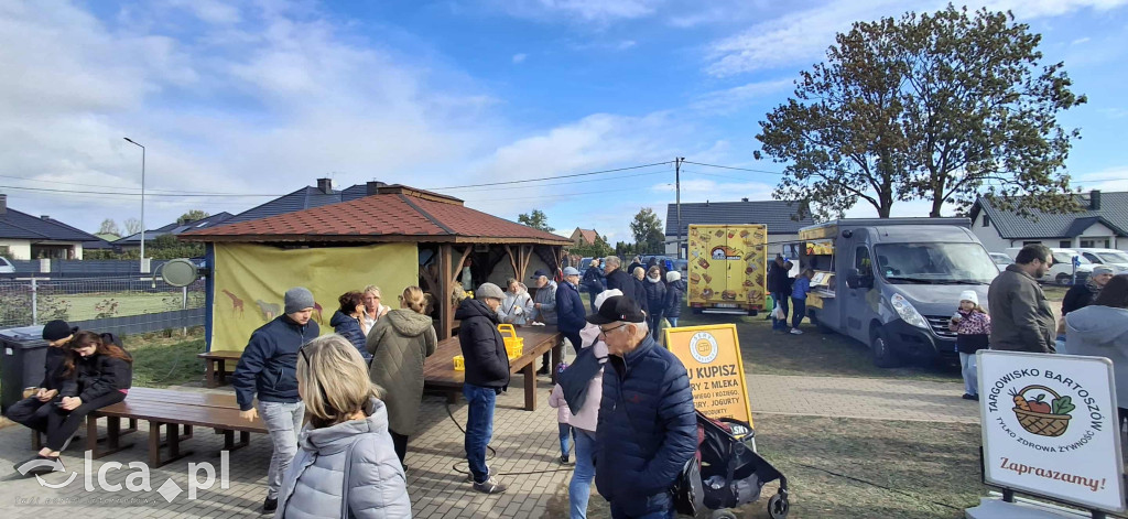 Pierwszy targ produktów lokalnych w Bartoszowie